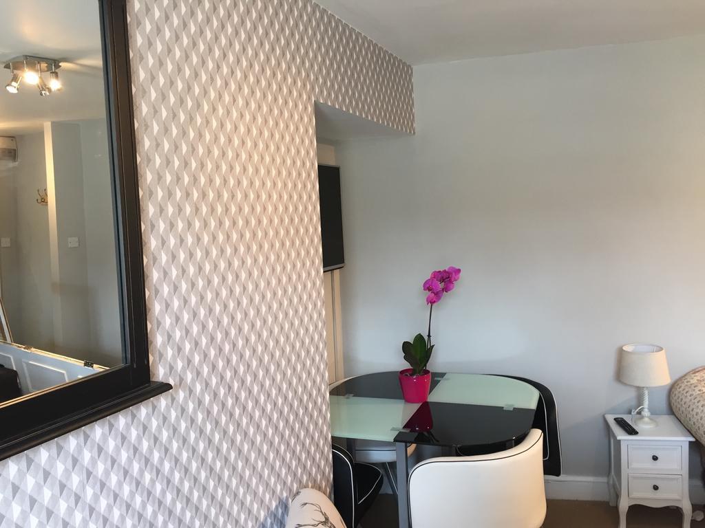 Central City 1 Bed Apartment Бат Экстерьер фото